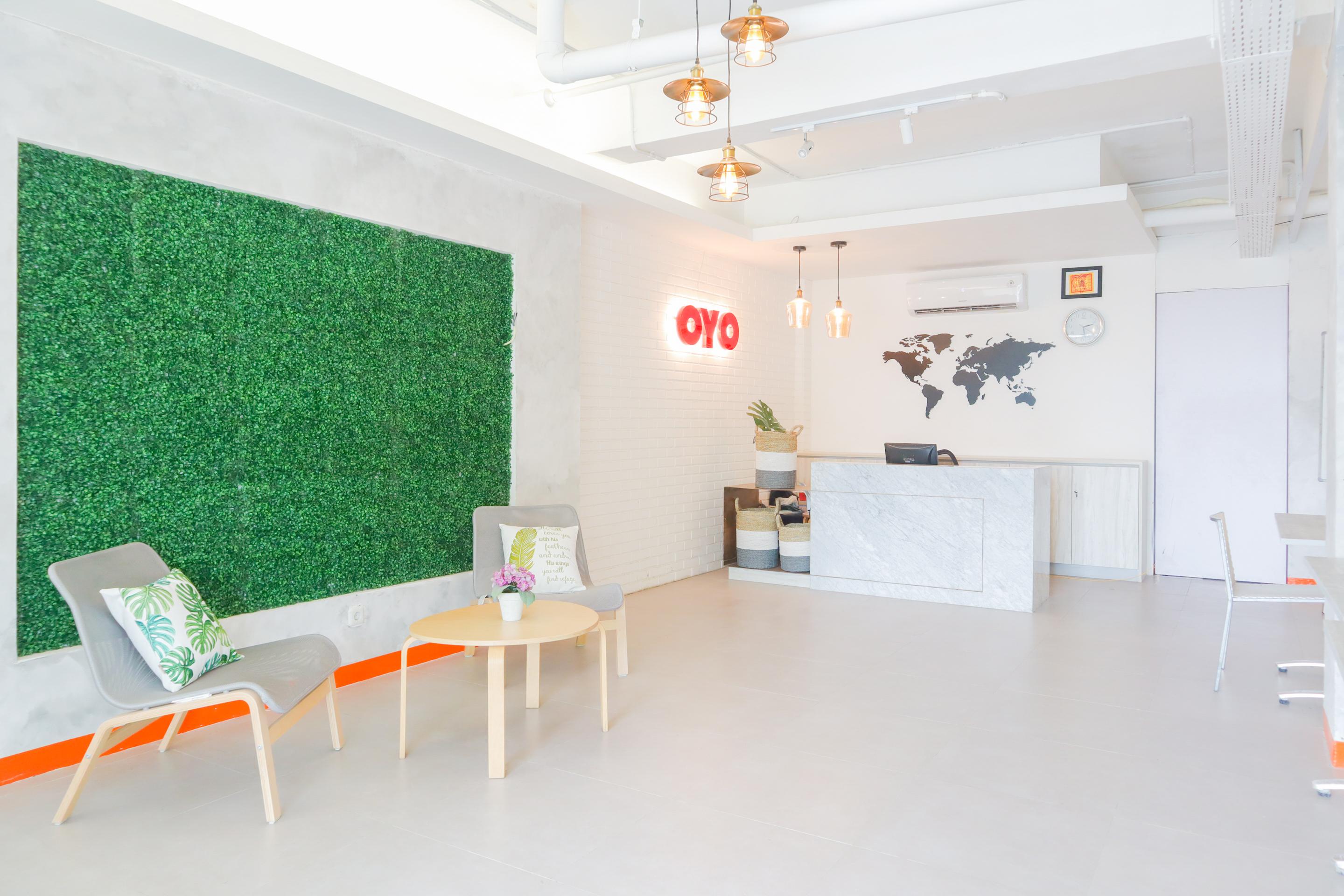 Capital O 281 Hotelo จาการ์ตา ภายนอก รูปภาพ